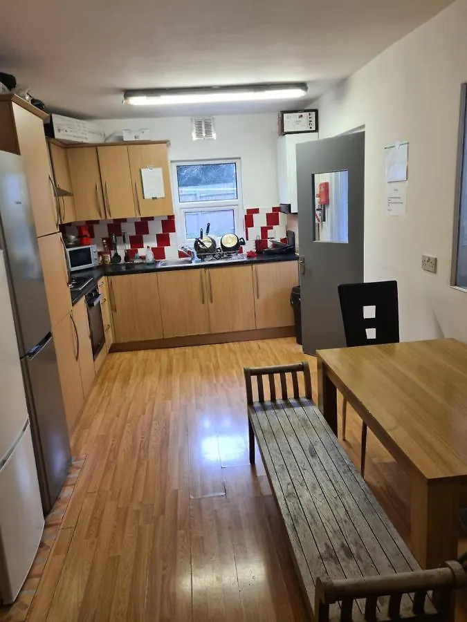 B.H Guest House Londra